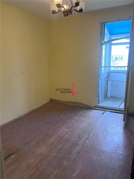 Titan Piata Minis Vanzare apartament 4 camere