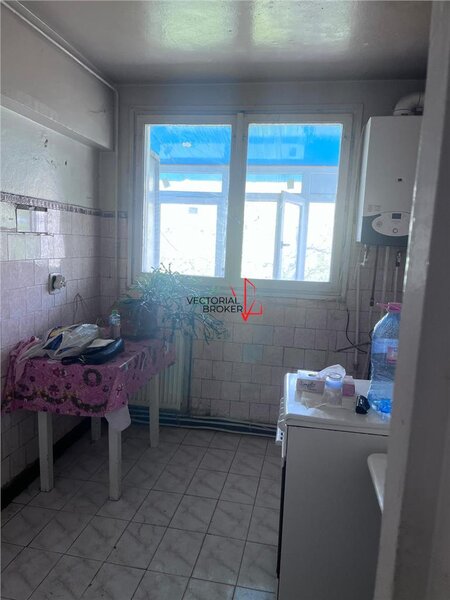 Titan, Piata Minis vanzare apartament 4 camere